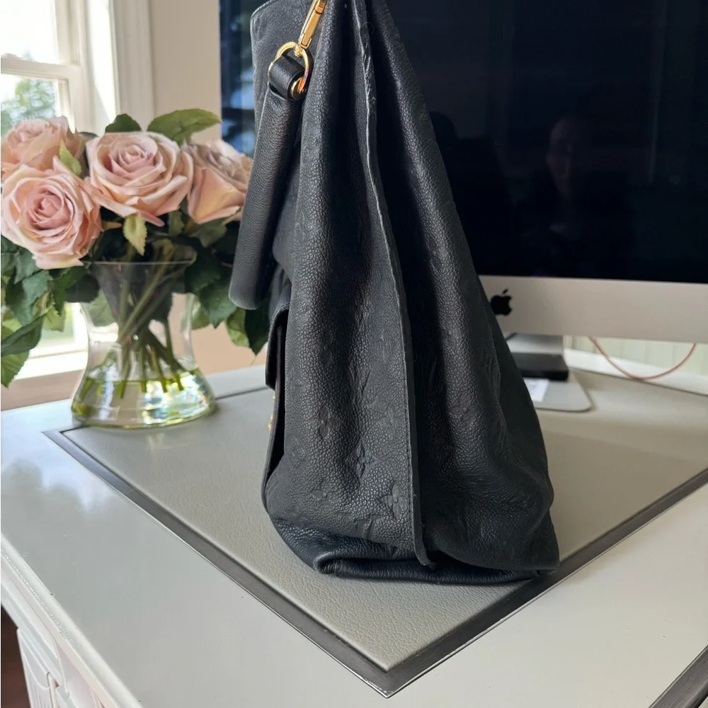 Louis Vuitton Black Monogram Bag with Gold Accents - Picture 7 of 12